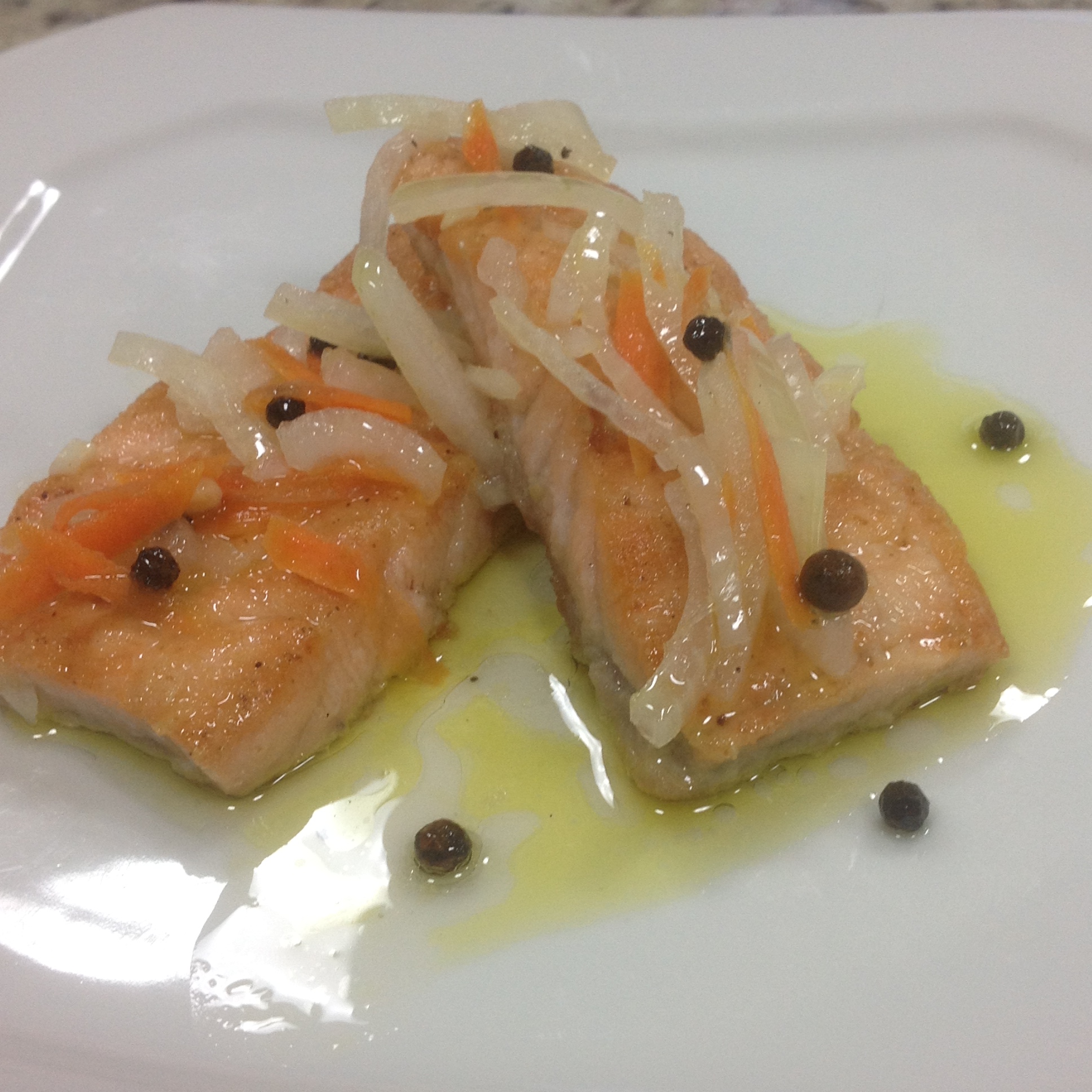 Leia mais sobre o artigo SALMÃO ESCABECHE
