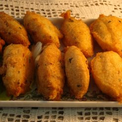 BOLINHO DE BACALHAU