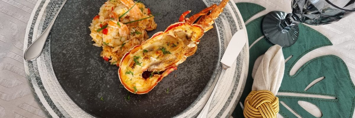 LAGOSTA COM ARROZ CALDOSO